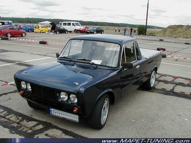 Fiat 125 Pickup 03